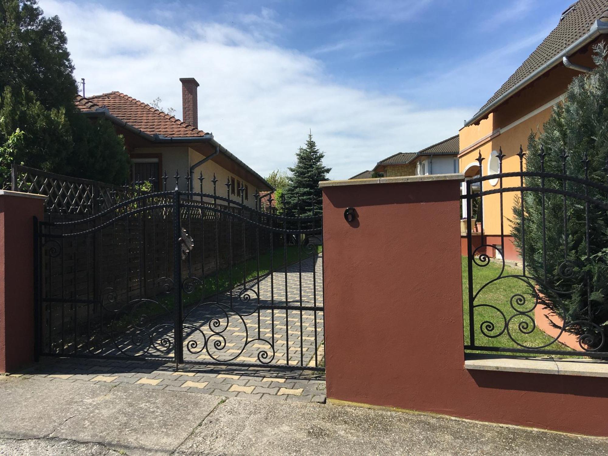 Balatonlelle Apartmanhaz Экстерьер фото